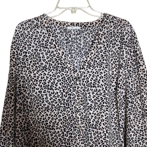 Maurices Leopard Print Button Down Blouse Womens Plus 2X - Picture 4 of 9